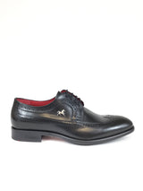 Black Wingtip